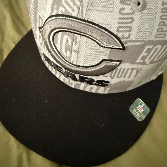 NFL Bears Gray and Black Cap - Picture 9 of 10